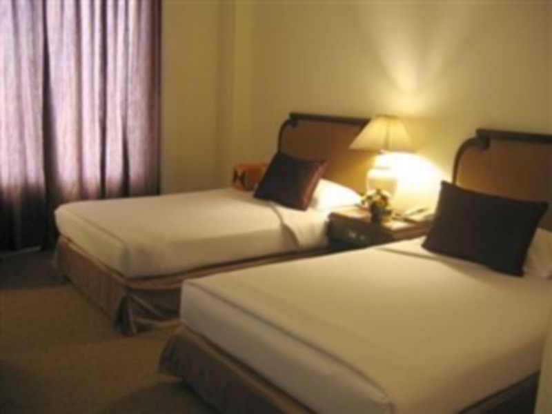 The Imperial Hotel & Convention Centre Korat Nakhonratchasima Екстериор снимка