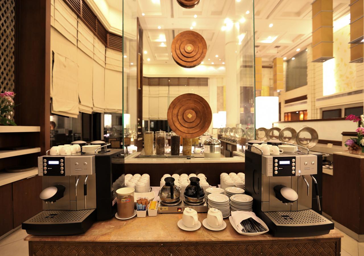 The Imperial Hotel & Convention Centre Korat Nakhonratchasima Екстериор снимка
