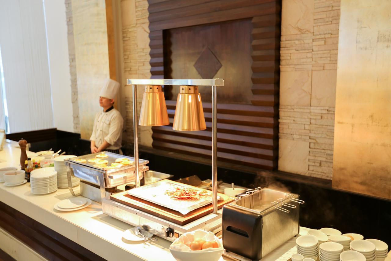 The Imperial Hotel & Convention Centre Korat Nakhonratchasima Екстериор снимка