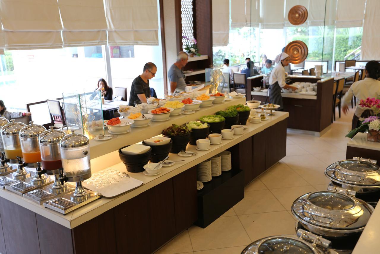 The Imperial Hotel & Convention Centre Korat Nakhonratchasima Екстериор снимка